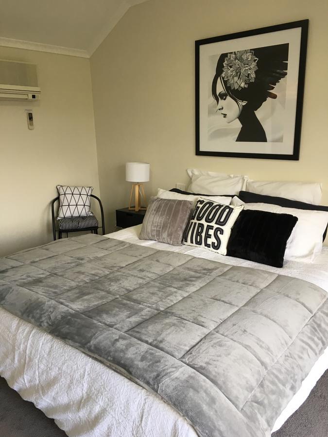 Bed and Breakfast Rosewhite House Myrtleford Exterior foto